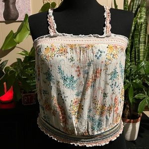 Crave Fame floral tank top. Size Medium